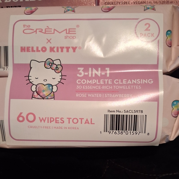 The Creme Shop Other - The Crème Shop x Hello Kitty 3-in-1 Cleansing Wipes - Pink